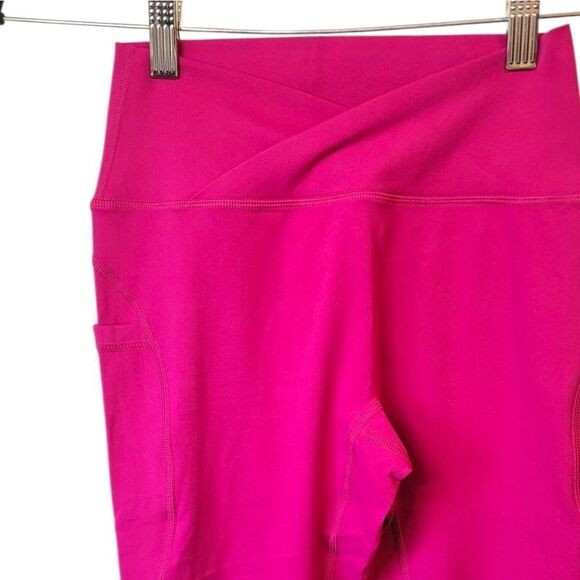 Never Broken Women's Bright Pink Crossover Leggings Size S NWT - Picture 4 of 5